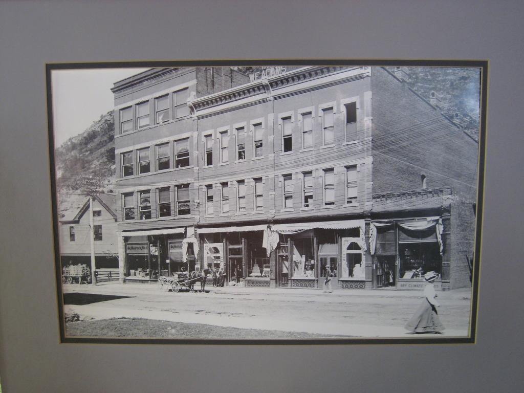 Deadwood Dick'S Hotel Exteriör bild